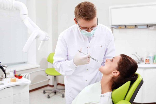 Trouvez le meilleur dentiste à Vaudreuil: votre sourire mérite l'excellence