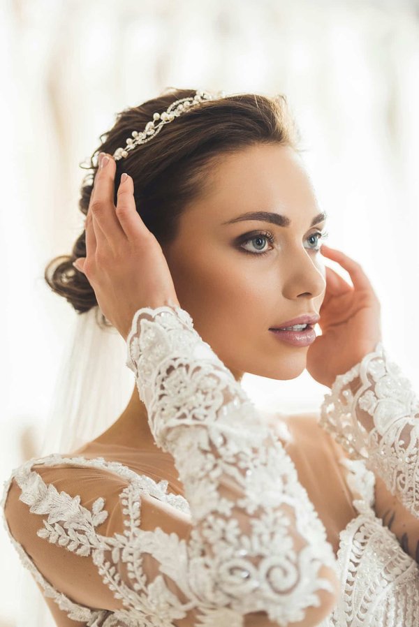 Accessoires cheveux mariage : le guide ultime